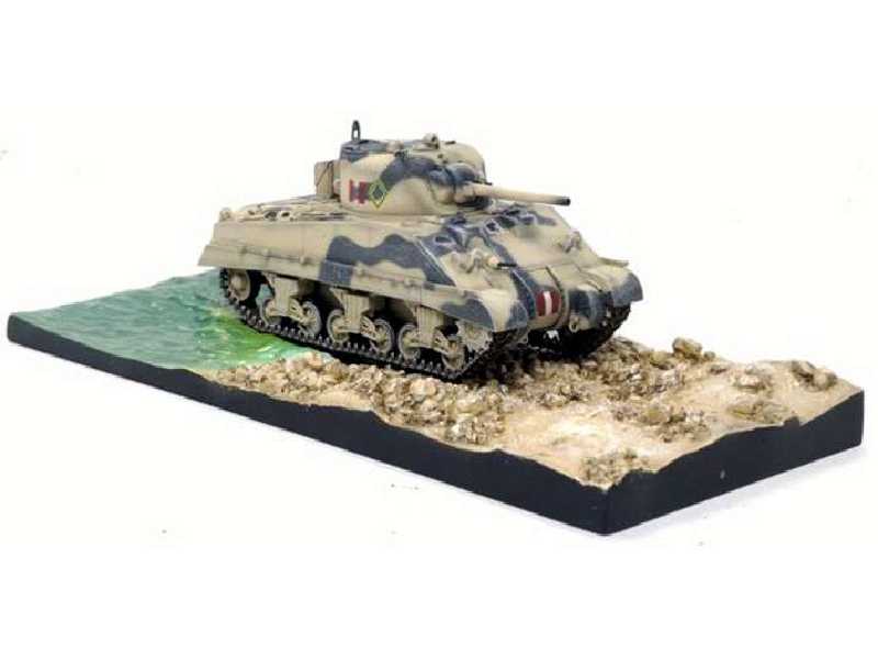 Sherman Mk.III w/Diorama Base, 3rd CLY 4th Armoured Brigade - image 1