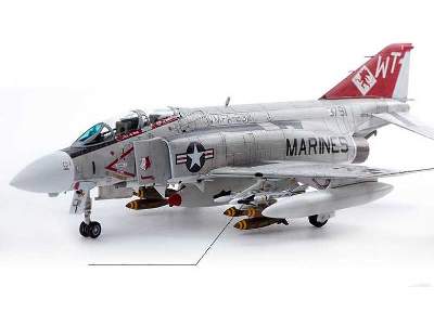 USMC F-4J VMFA-232 Red Devils  - image 5