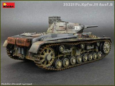 Pz.Kpfw.III Ausf.B w/Crew - image 32