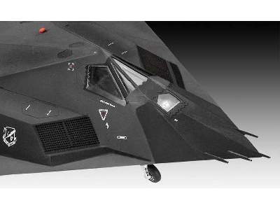 Lockheed Martin F-117A Nighthawk Stealth Fighter - image 11