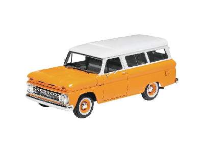 Monogram 4409 - 1/25 1966 Chevy Suburban - image 2