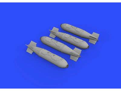 BL755 cluster bombs 1/48 - image 6