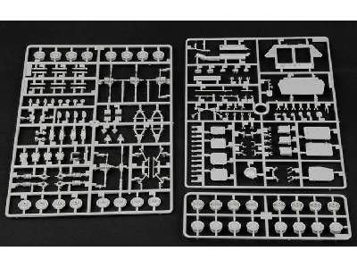 Transporter opanc. LAV-25 SLEP (Service Life Extension Program) - image 7