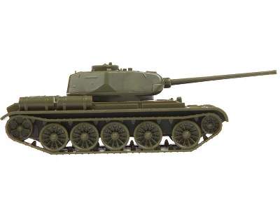 Soviet medium tank T-44 - image 3