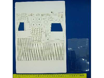 Waryński K-408 - Szkielet, Detale, Bieżniki, Oszklenie - image 3