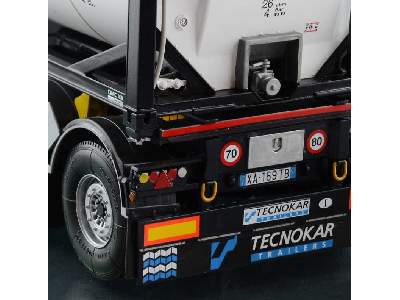 20' Tecnokar Tank trailer Stolt - image 14