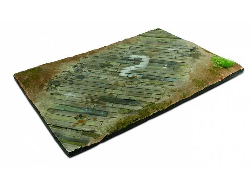 Wooden Airfield Section 31x21cm - image 1