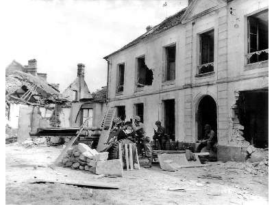 US 3 inch AT Gun M5 on carriage M6 - later version - image 10