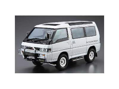 Mitsubishi P35w Delica '91 - image 2