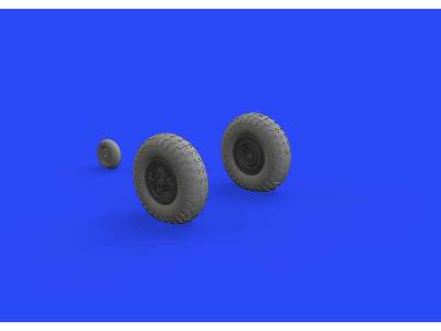 Spitfire Mk. IX wheels 5spoke w/ pattern 1/32 - Tamiya - image 3