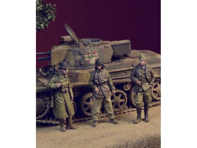 WWII Royal Hungarian Army 1942-45 - image 1