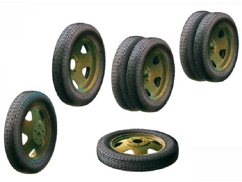 Gaz-AAA Family Wheels Set - image 1