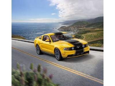2010 Ford Mustang GT  - image 7