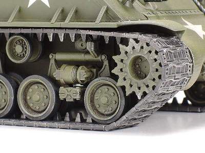U.S. Medium Tank M4A3E8 Sherman Easy Eight - image 5