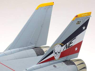 Grumman F-14D Tomcat - image 7