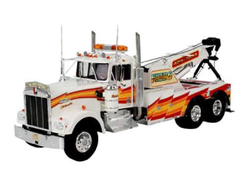 Kenworth W900 Wrecker - image 1