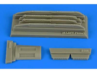Su17M3/M4 Fitter K fully louded chaff/flare dispensers - Hobby b - image 1