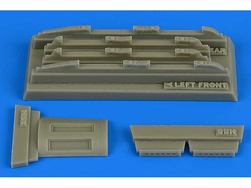 Su17M3/M4 Fitter K fully empty chaff/flare dispensers - Hobby bo - image 1