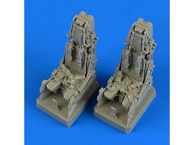 EF Typhoon ej. seats with safety belts - Revell - image 1