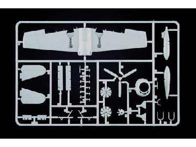 Grumman F6F-3/5 Hellcat - image 5