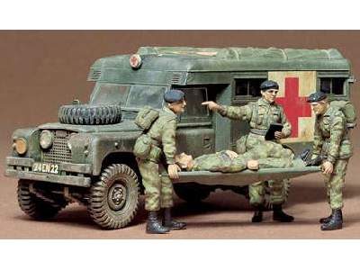 British 3/4ton Ambulance Rover 7 - image 1