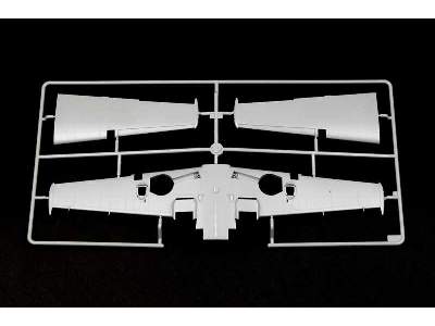 Messerschmitt Bf 109E-4 fighter - image 8