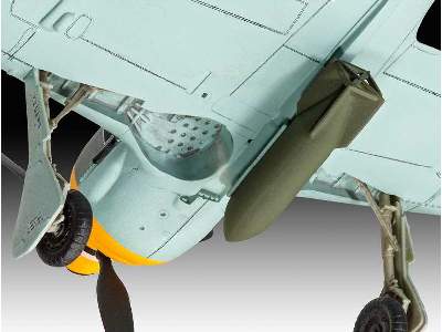 Focke Wulf Fw190 F-8 Model Set - image 3