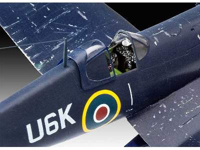 F4U-1B Corsair Royal Navy Model Set - image 2