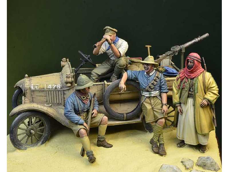 WWI Anzac Lcp Ford T Crew 4 Figures + Ford T Accessories Palesti - image 1