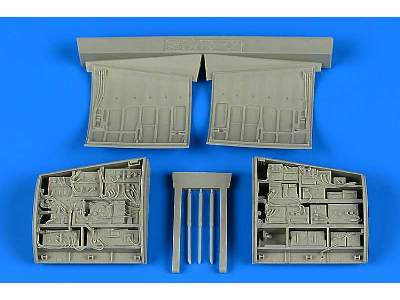 F-15 Eagle electronic bay - GWH - image 1