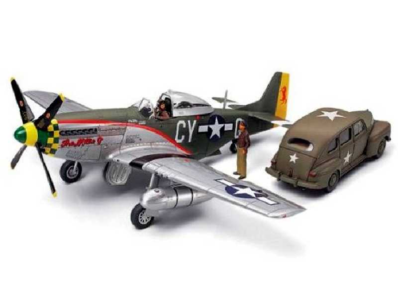 North American P-51D Mustang & Staff Car - image 1