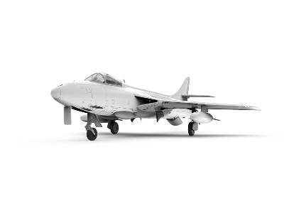 Hawker Hunter F6 - image 7