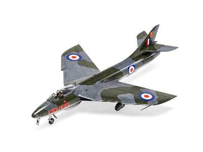 Hawker Hunter F6 - image 9