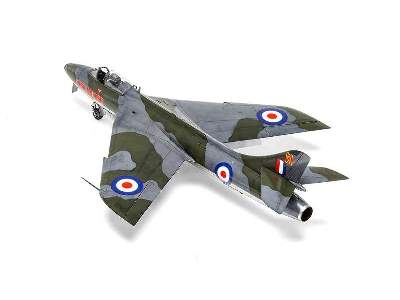 Hawker Hunter F6 - image 10