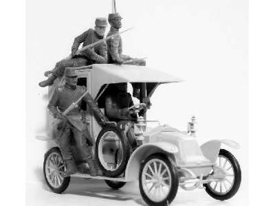 Battle of the Marne 1914, Taxi car with French Infantry - image 3