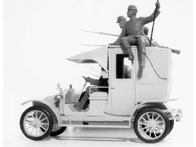 Battle of the Marne 1914, Taxi car with French Infantry - image 5