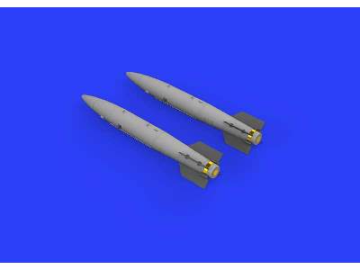 B43-1 Nuclear Weapon w/  SC43-4/ -7 tail assembly 1/48 - image 2