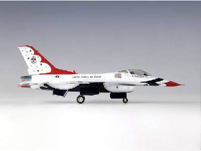 General Dynamics F-16C THUNDERBIRDS - image 5