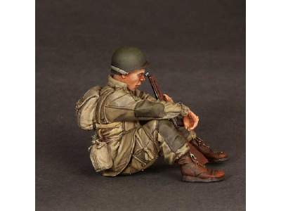 Sgt. U.S. Airborne Division On Rest - image 4