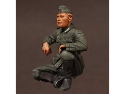 German Antiaircraft Gunner - image 3