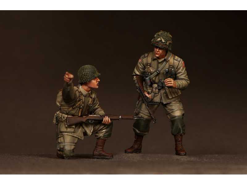 1 Lieutenant And Private 82st Airborne, WW Ii 2 Figures - image 1