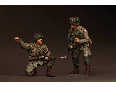 1 Lieutenant And Private 82st Airborne, WW Ii 2 Figures - image 2