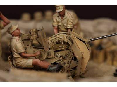 DAK Crew For 2 cm Flak 38 5 Figures - image 16