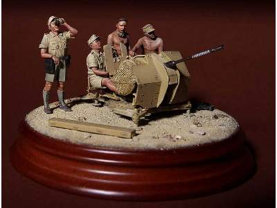 DAK Crew For 2 cm Flak 38. 4 Figures - image 10