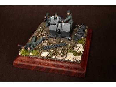 Crew For 2 cm Flak 38. 4 Figures - image 8