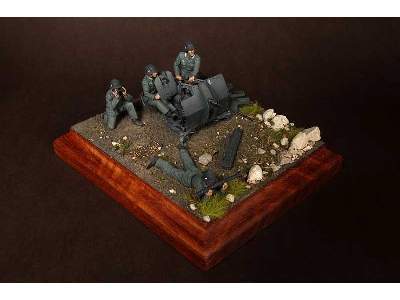 Crew For 2 cm Flak 38. 4 Figures - image 10