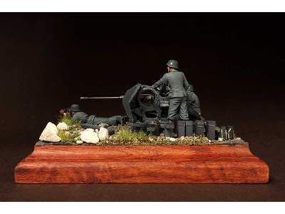 Crew For 2 cm Flak 38. 4 Figures - image 13