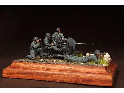 Crew For 2 cm Flak 38. 4 Figures - image 15