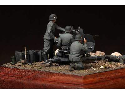 Crew For 2 cm Flak 38. 4 Figures - image 25