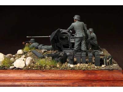 Crew For 2 cm Flak 38. 4 Figures - image 28